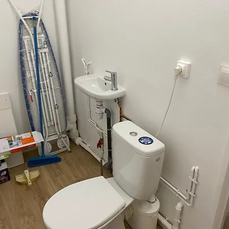 Calme Et Confort -chambre Privee Sej Cuis Sdb Sde 2wc Sep Parking ホームステイ *