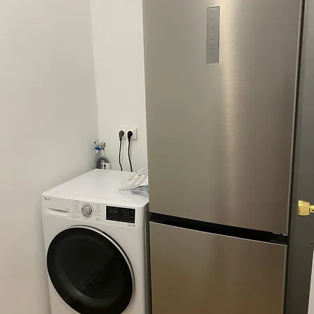 Calme Et Confort -chambre Privee Sej Cuis Sdb Sde 2wc Sep Parking Privat bolig *