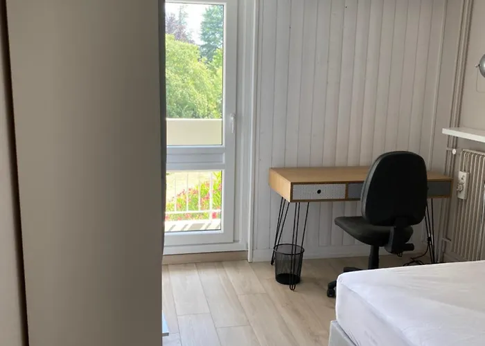 Calme Et Confort -chambre Privée Dans Un Appartement-courtes Et Longues Durées Habitación en casa particular Angulema