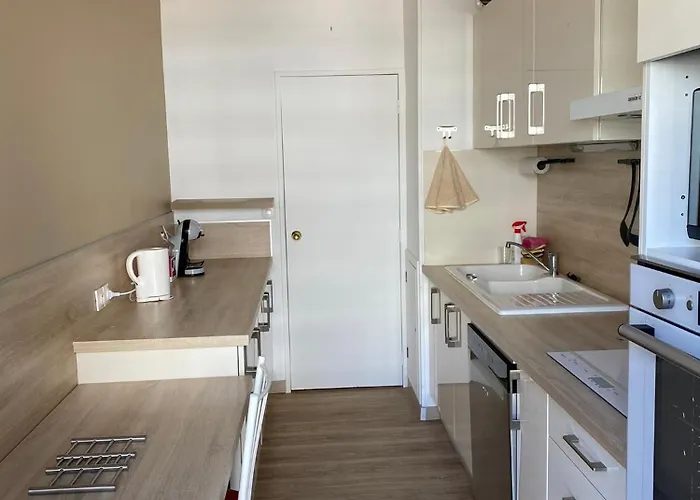 Habitación en casa particular Calme Et Confort -chambre Privée Dans Un Appartement-courtes Et Longues Durées *